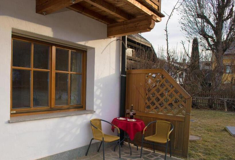 דירת חדר, Appartements Hoferhof