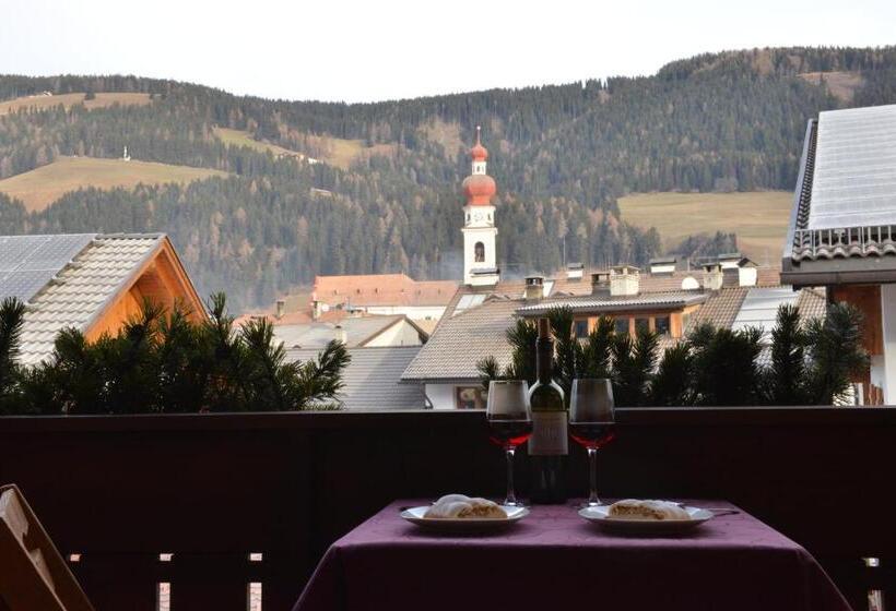 דירת חדר, Appartements Hoferhof