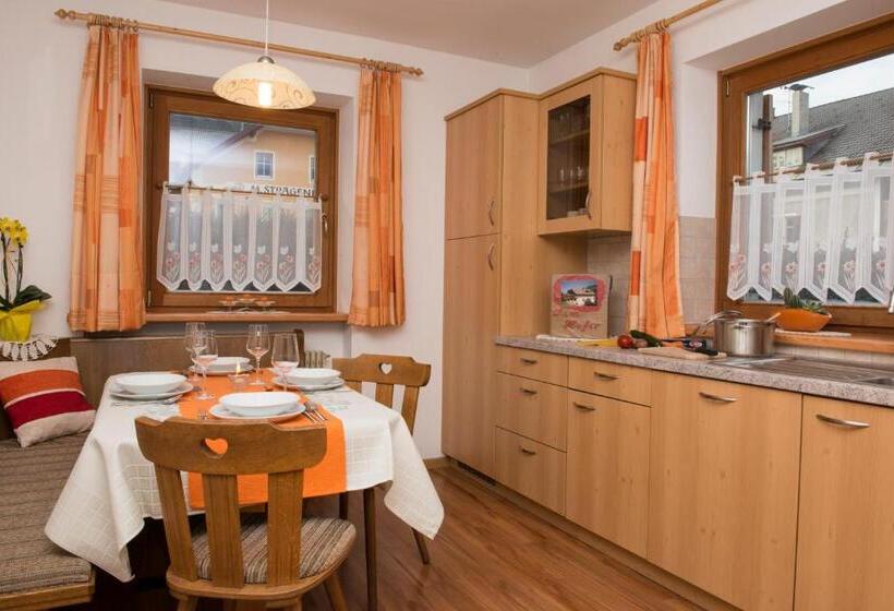 דירת שלושה חדרים, Appartements Hoferhof