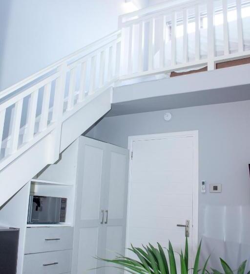 اتاق استاندارد, Lofts On Lorna