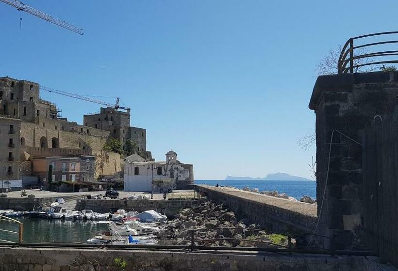 스탠다드 스튜디오, B&b Al Largo