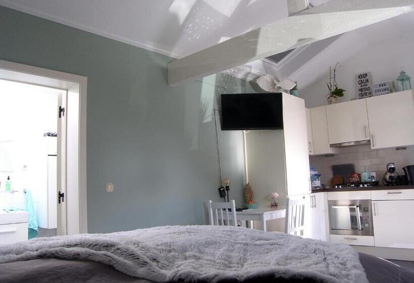 חדר סטודיו סטנדרד, Slapen Bij De Zeeuwse Lala