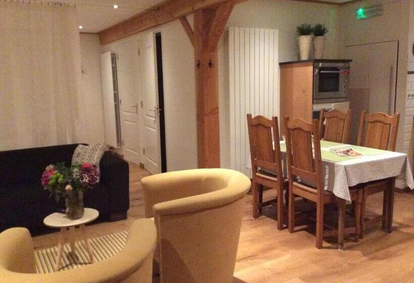 スタンダードルーム, Vijverhoef