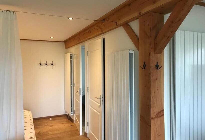 スタンダードルーム, Vijverhoef