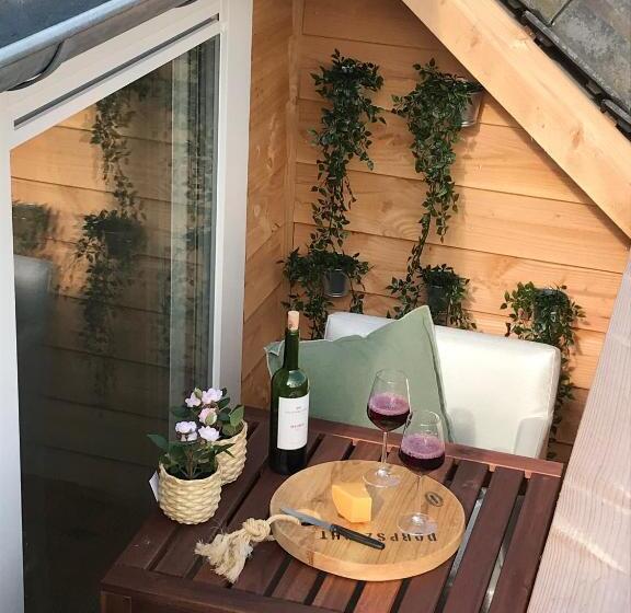 ガーデンビュースタンダードルーム, Vijverhoef