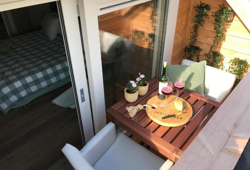 ガーデンビュースタンダードルーム, Vijverhoef