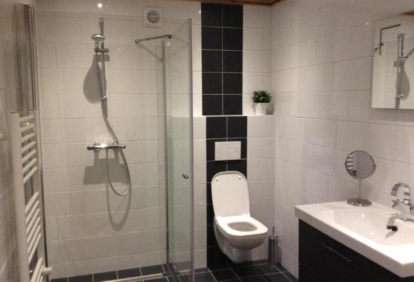 スタンダードルーム, Vijverhoef