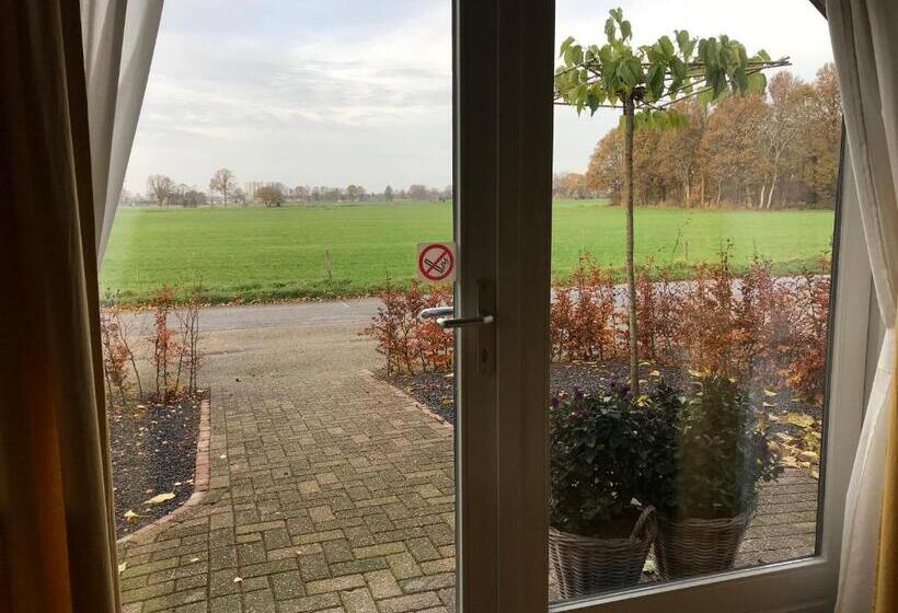 スタンダードルーム, Vijverhoef