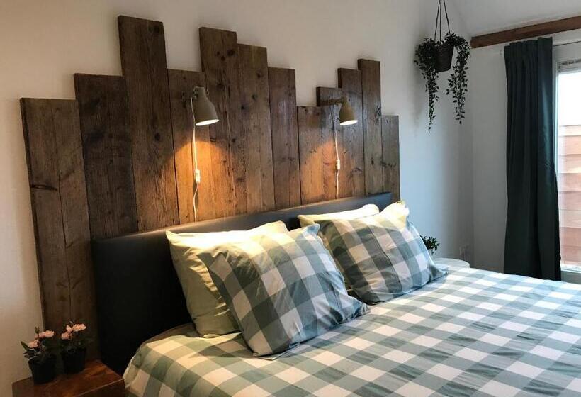 ガーデンビュースタンダードルーム, Vijverhoef