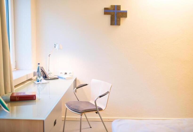 חדר סטנדרט יחיד, Katholische Akademie Schwerte