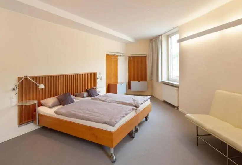 スタンダードルーム, Katholische Akademie Schwerte