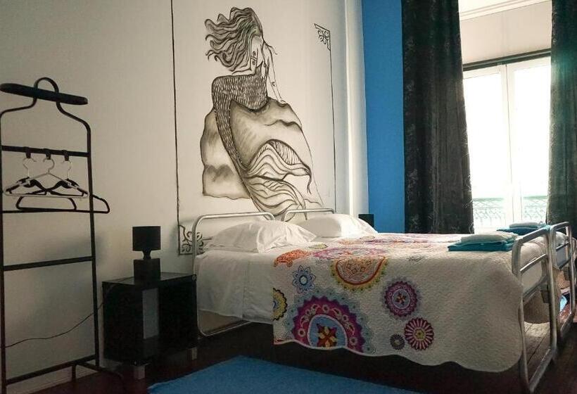 اتاق استاندارد با بالکن, Azores Dream Hostel