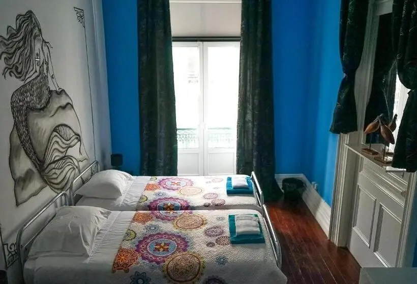 اتاق استاندارد با بالکن, Azores Dream Hostel
