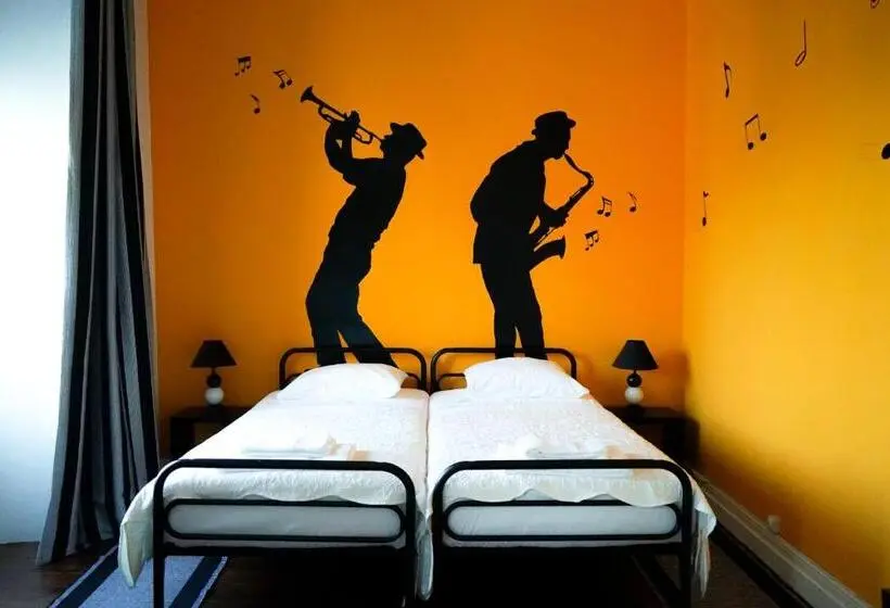 Economy Triple Room, Azores Dream Hostel