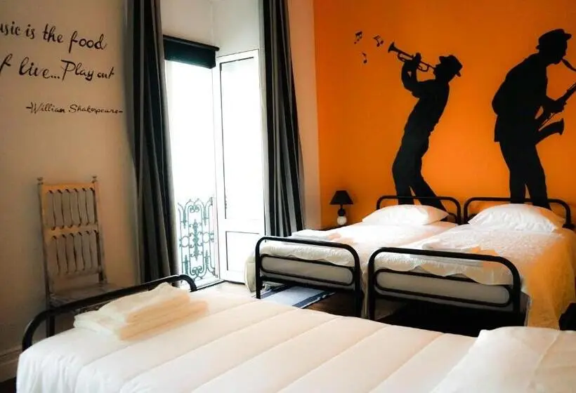 Economy Triple Room, Azores Dream Hostel