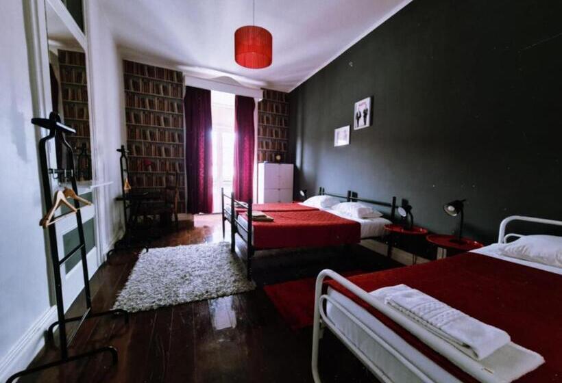 اتاق استاندارد سه نفره, Azores Dream Hostel
