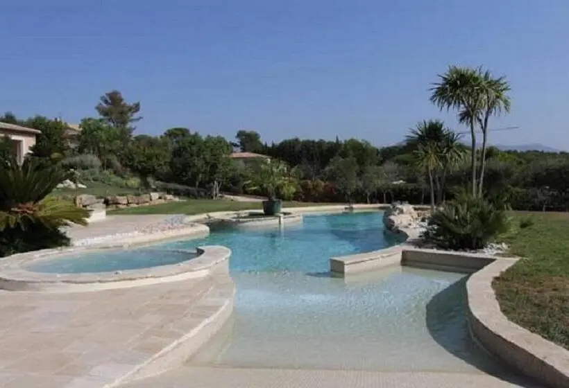 オーシャンビュースタンダードルーム, Havre De Paix 5 étoiles Prestige Jacuzzi, Hammam, Sauna, Piscine Chauffée Mougins Cannes Grasse