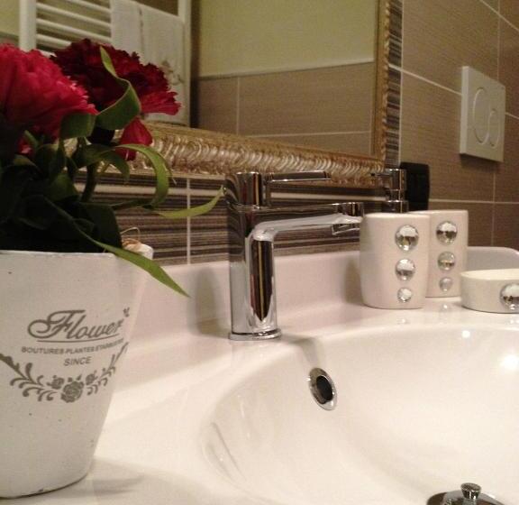 اتاق استاندارد, Cherry House Bed&breakfast
