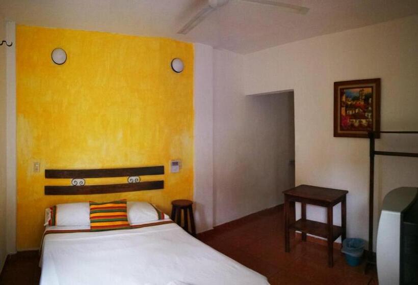 غرفة قياسية فردية, Casa Zoque Colonial