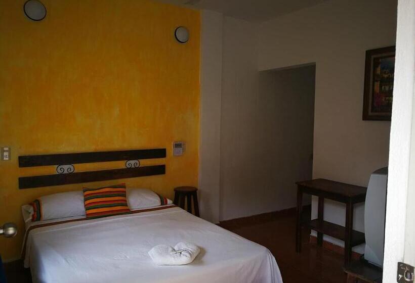 غرفة قياسية فردية, Casa Zoque Colonial