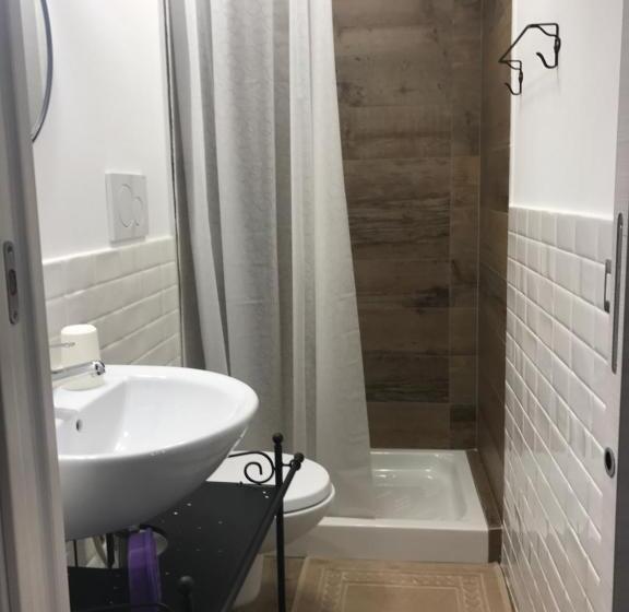 חדר בסיסי, Il Torrione