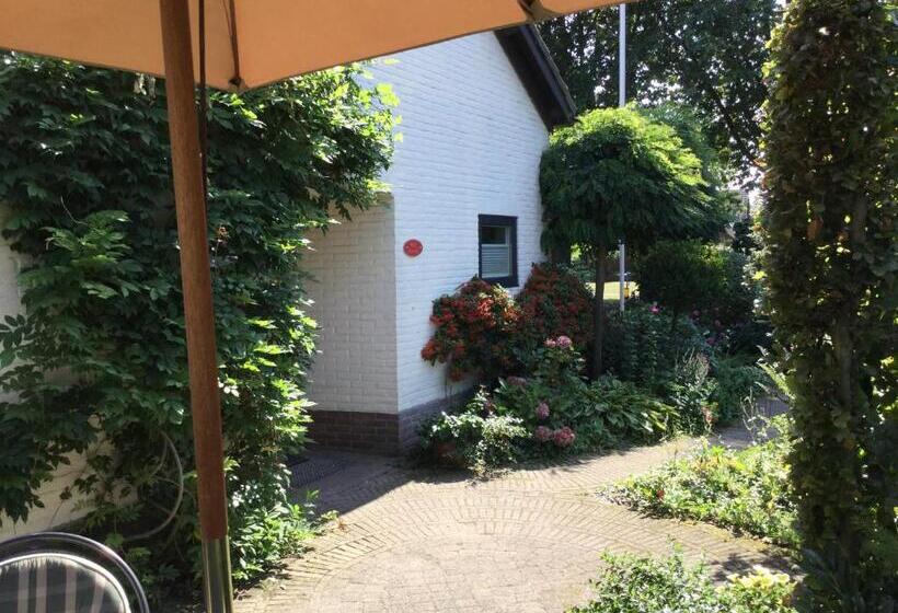 低层单卧公寓, B&b Bosrand