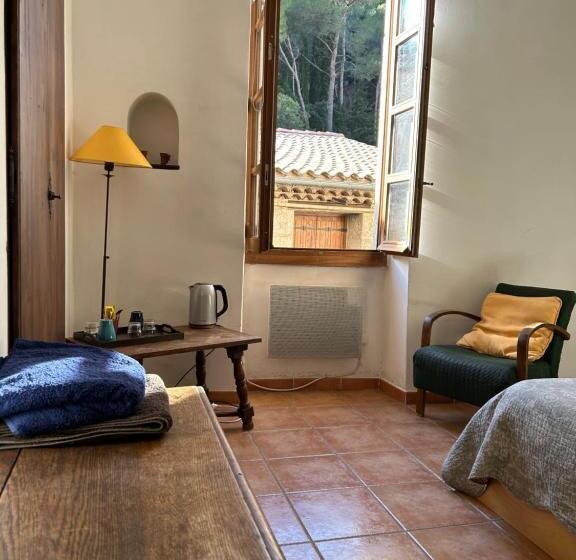 חדר סטנדרט עם מיטת קינג, Gîte De La Tour