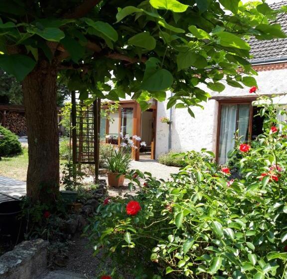 سوییت, L Orme Seul, Maison D Hôtes