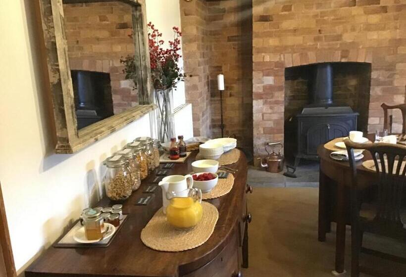 חדר דחוקס עם מיטת קינג, White Hall Farm