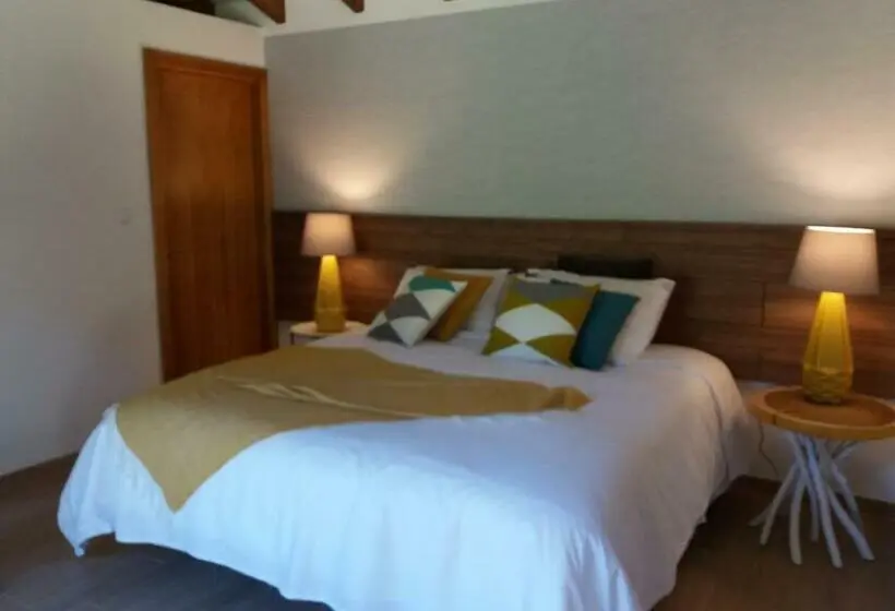 デラックスバンガロー, Villas Casteletes