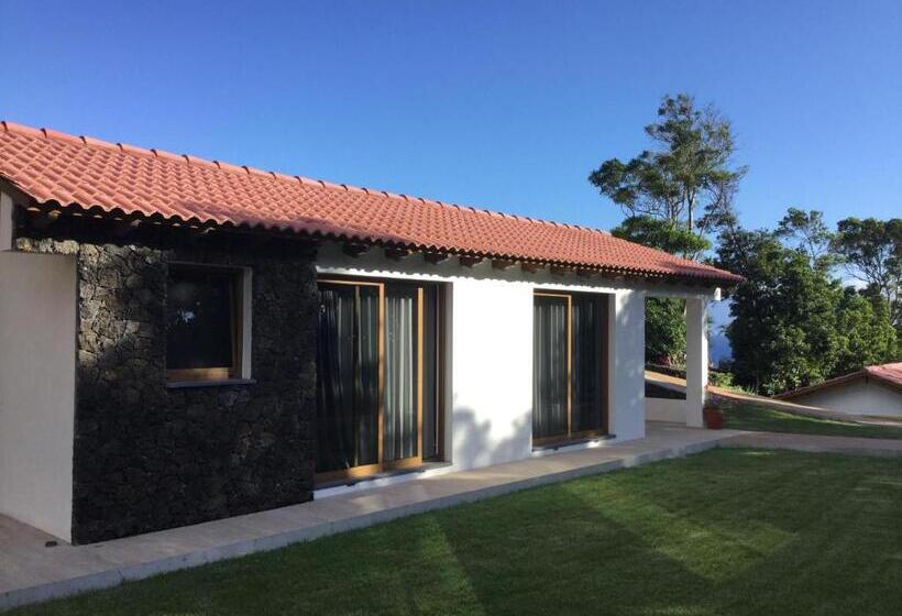 Бунгало Deluxe, Villas Casteletes