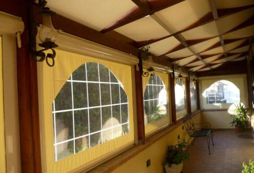 エコノミールーム, Affittacamere La Madonnina