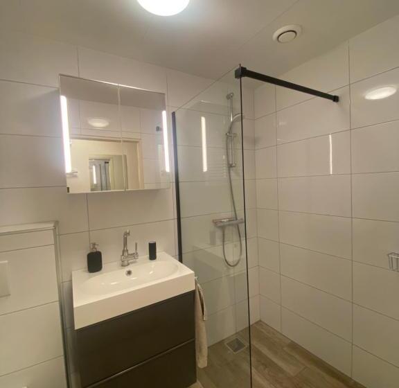 חדר סטנדרט, Benbzuiderzee