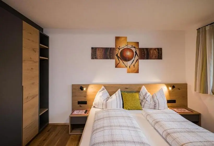 バルコニー付き１ベッドルームアパートメント, Appartement Förra