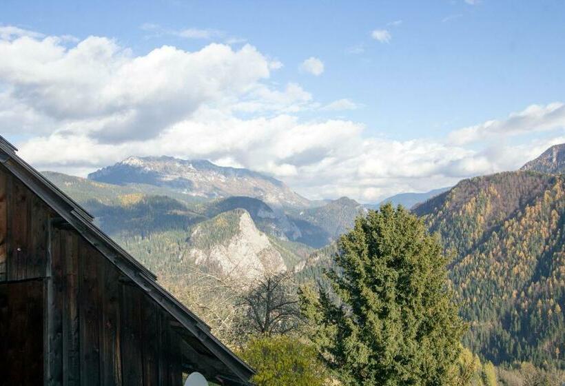 اتاق استاندارد با چشمانداز کوهستان, Kmetija Matk