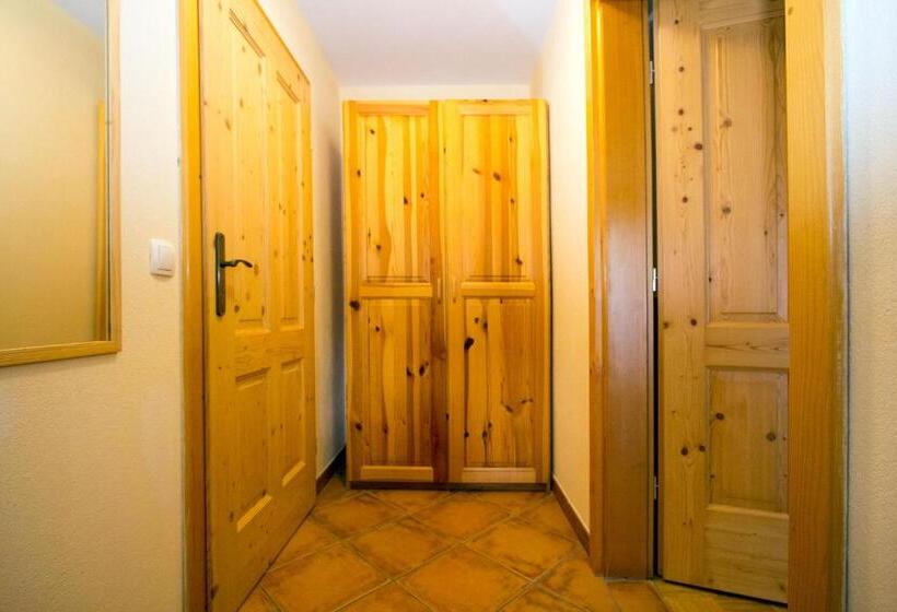 اتاق خانوادگی, Kmetija Matk