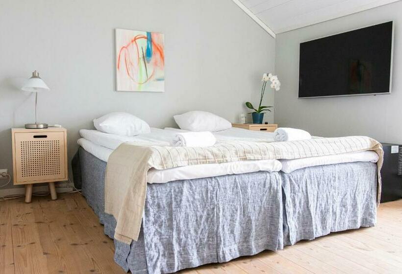 חדר דלוקס, Nestor & Restaurant Back Pocket