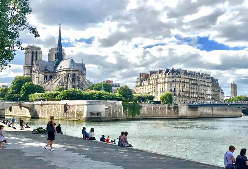 スタンダードスタジオ, Appartement Seine Et Marais