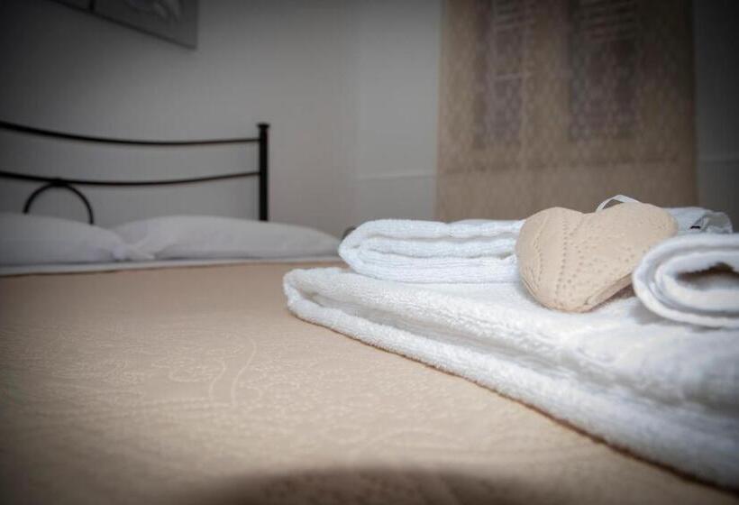 חדר סטנדרט, Casamia