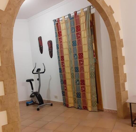 חדר דלוקס, Casamia