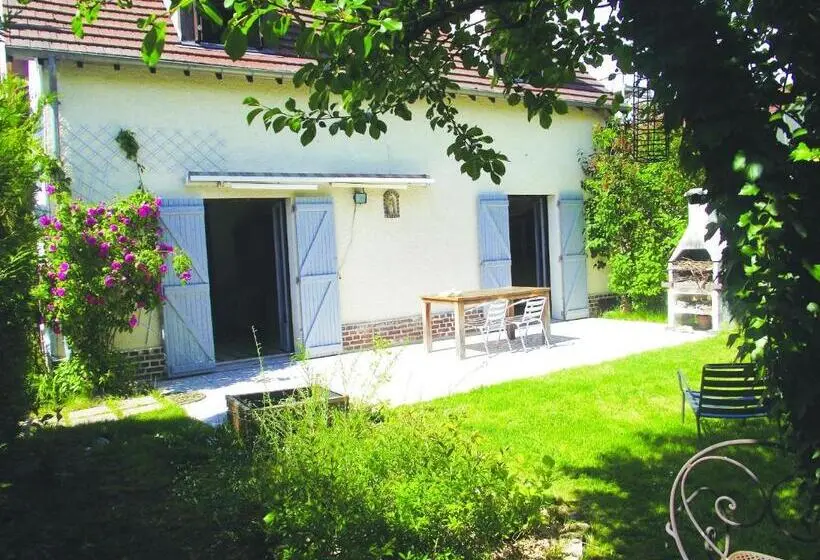 スタンダードインサイドビュールーム, Chambre En Ville Dans Un Esprit Campagne