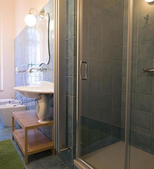 Chambre Standard Salle de Bain Extérieure, D Ago48