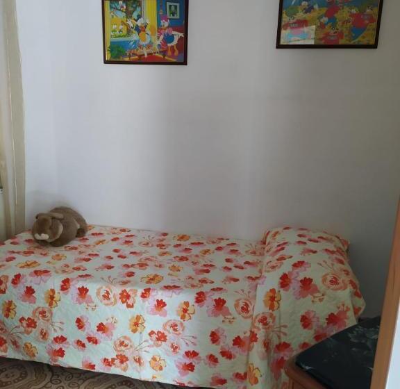 스탠다드 싱글 룸 공동욕실, La Locandiera