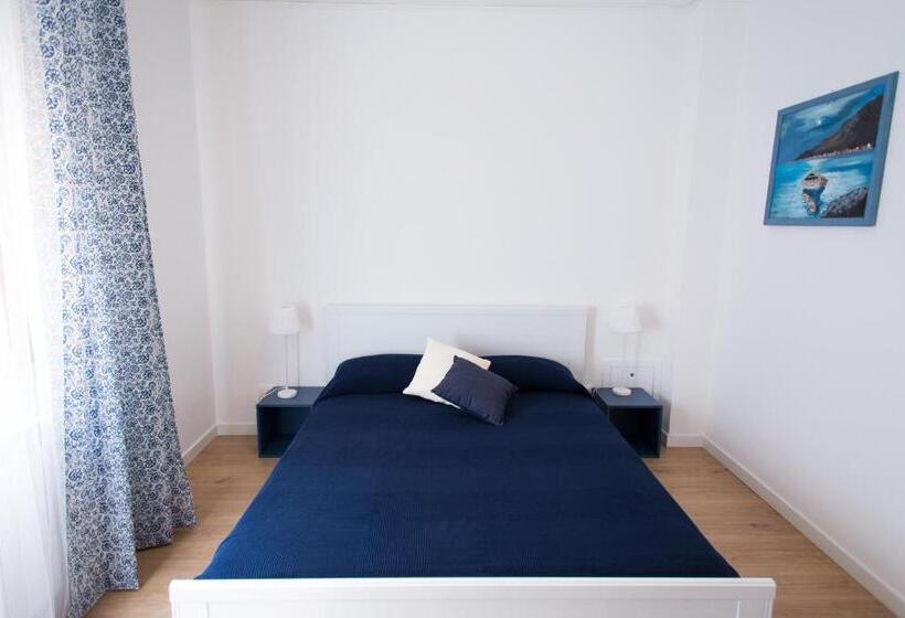 Standard room with outdoor bath, Mondello Beach   Rooms By The Sea