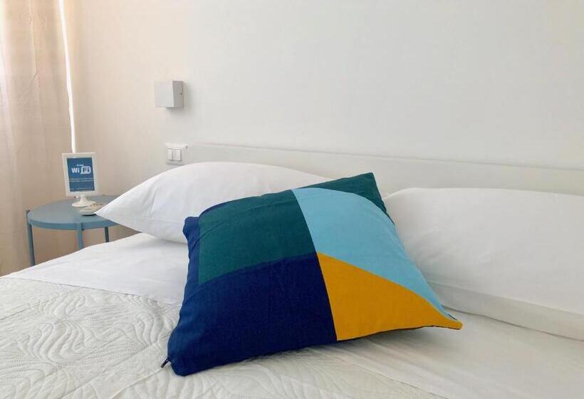 Standard Room, Mondello Beach   Rooms By The Sea