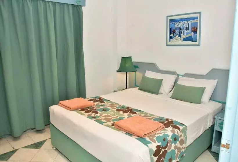 کلبه ییلاقی, Dive Inn Resort