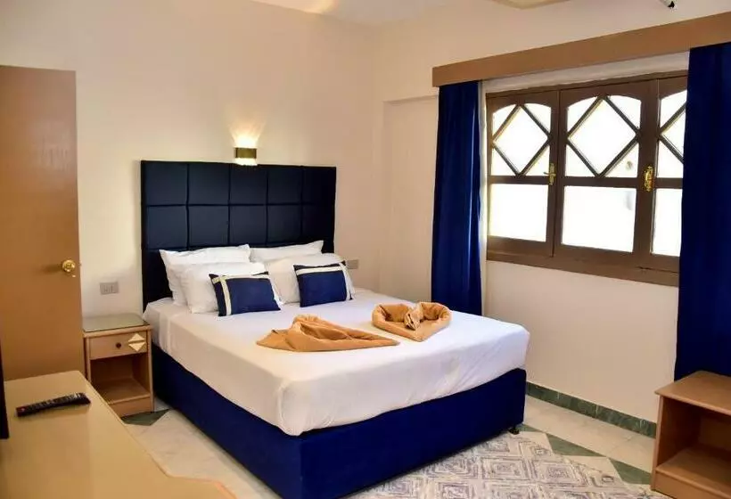 اتاق اکونومی, Dive Inn Resort