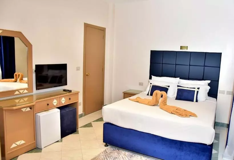 اتاق اکونومی, Dive Inn Resort