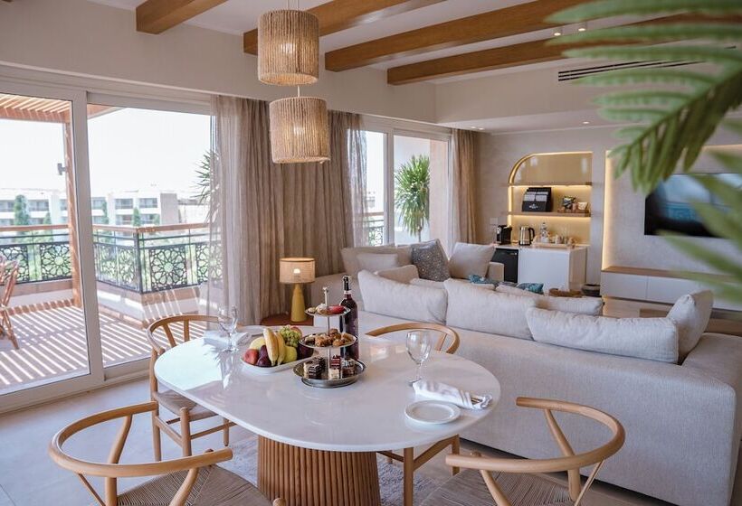 سوئیت پرزیدنت, Fort Arabesque Resort, Spa & Villas