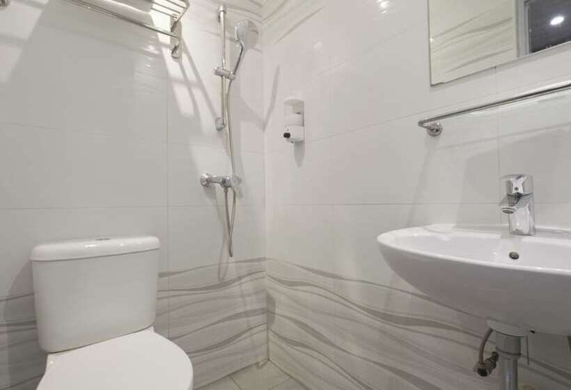 اتاق خانوادگی, Hi Hotel Dot